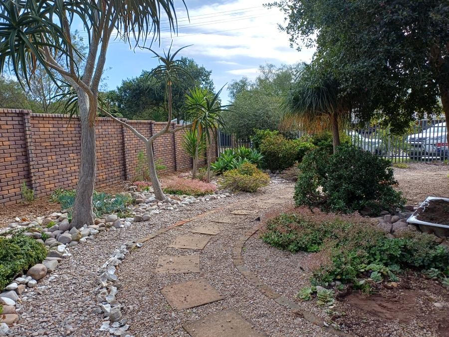 5 Bedroom Property for Sale in The Village Western Cape